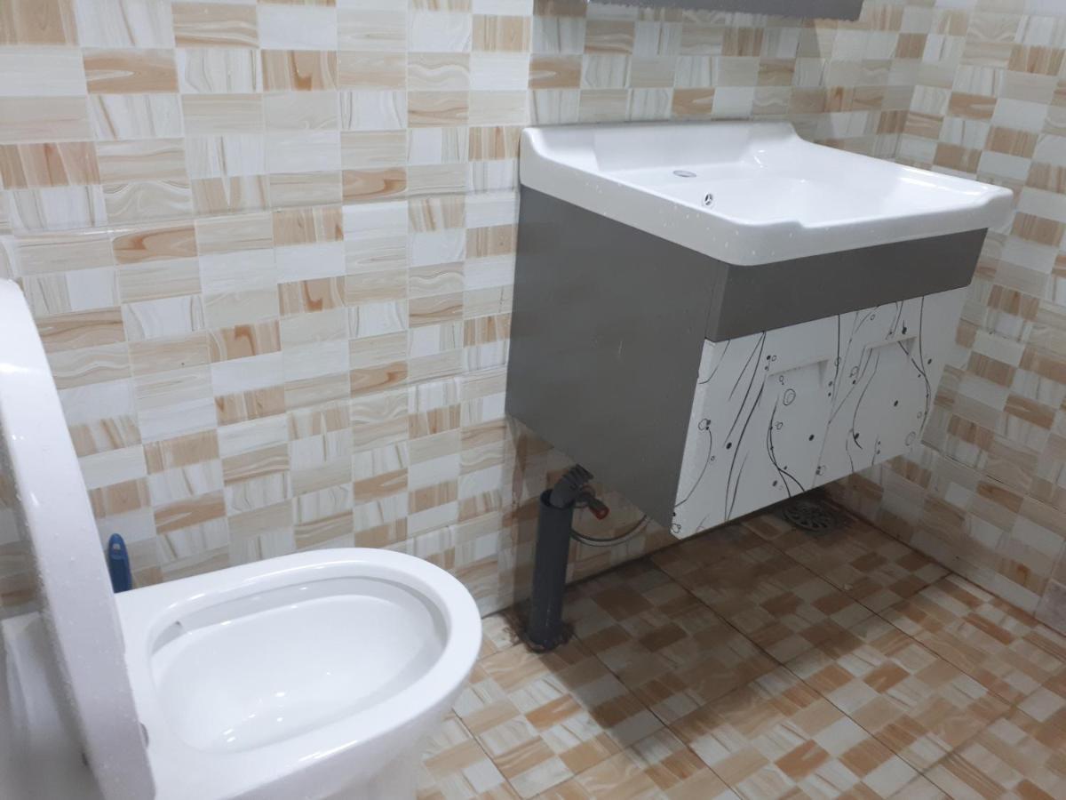 Royal Motel Коломбо Экстерьер фото